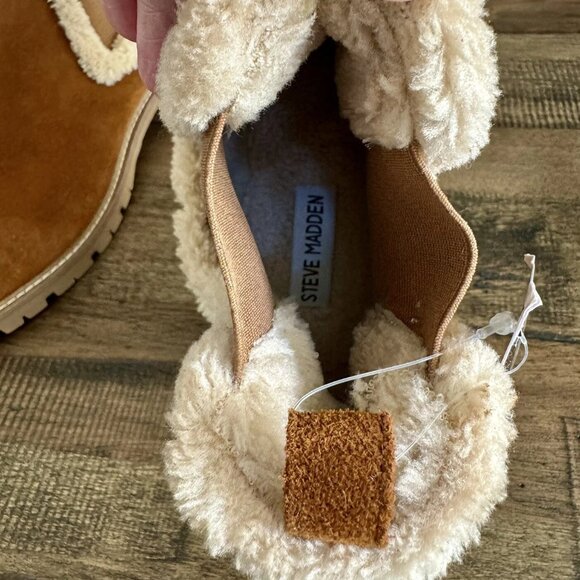 Steve Madden Leopold Suede Chelsea Boots In Camel - Picture 10 of 11